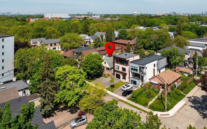 182 Lake Shore Drive