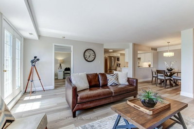Condo sold at B405-216 Plains Road, Burlington, Ontario, L7T 4K8 - Bayview - MLS: W13247732