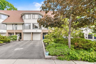 4-bed Townhouse · 109 Brant St