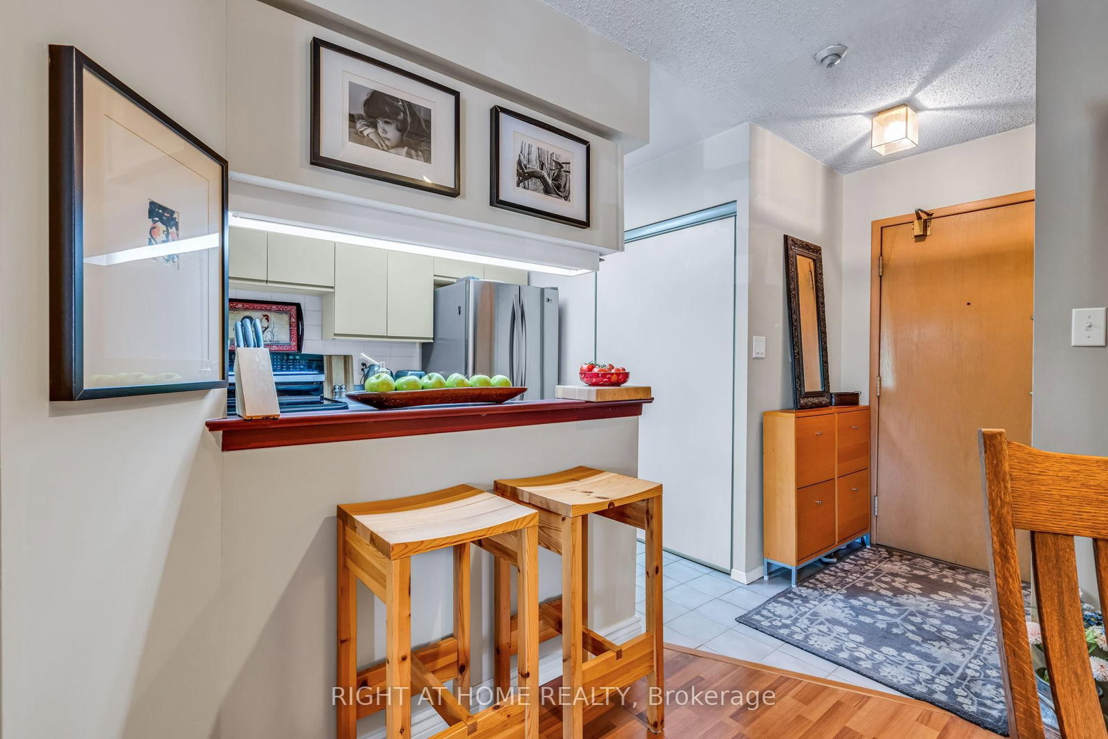 20 Southport Street • #208 • Toronto, ON photo 10