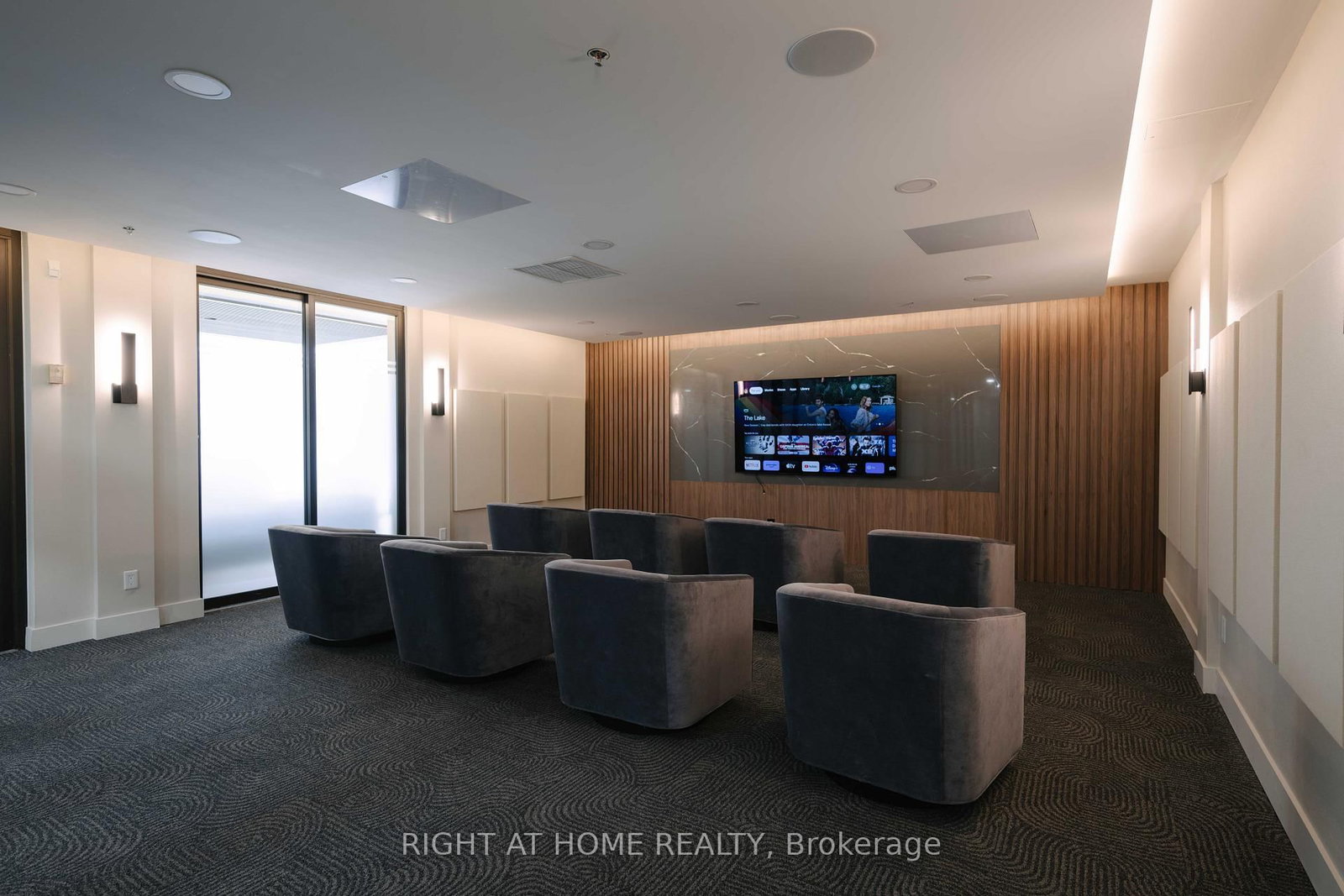 20 Southport Street • #208 • Toronto, ON photo 27