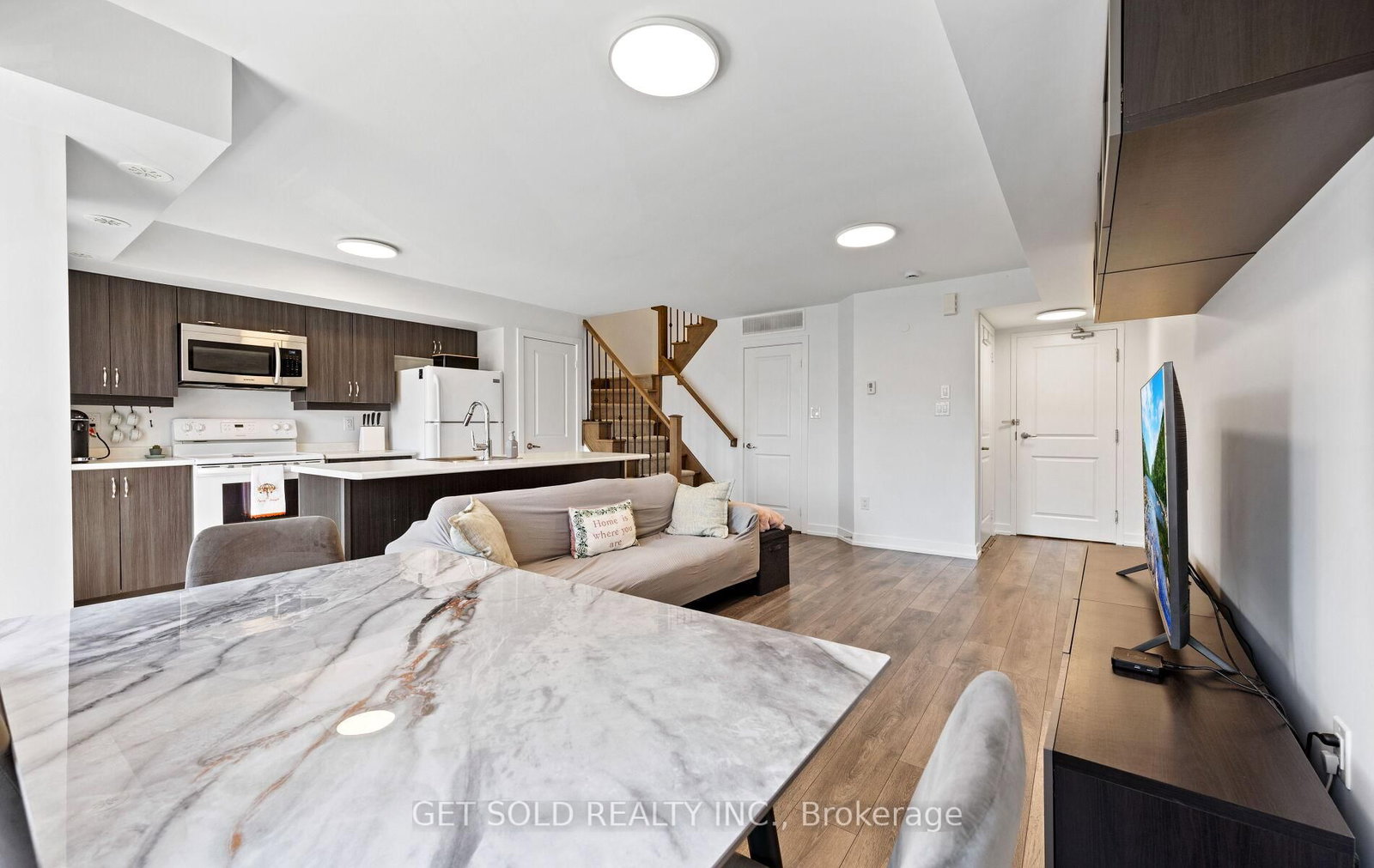 80 Parrotta Drive • #132 • Toronto, ON photo 15