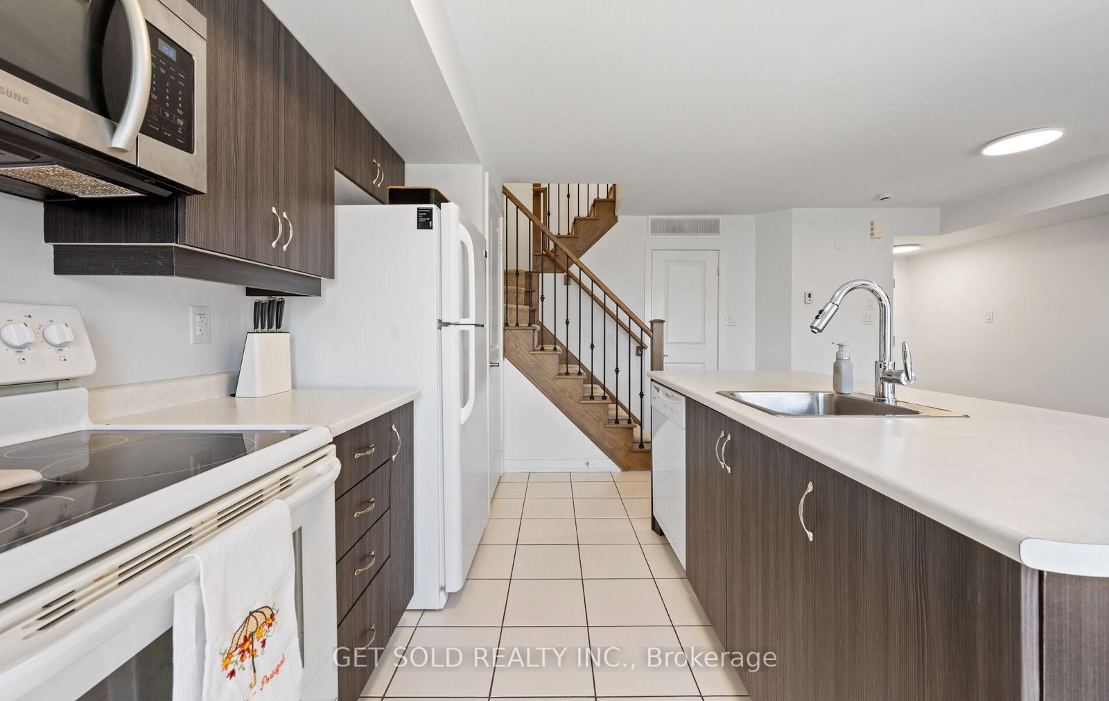 80 Parrotta Drive • #132 • Toronto, ON photo 22