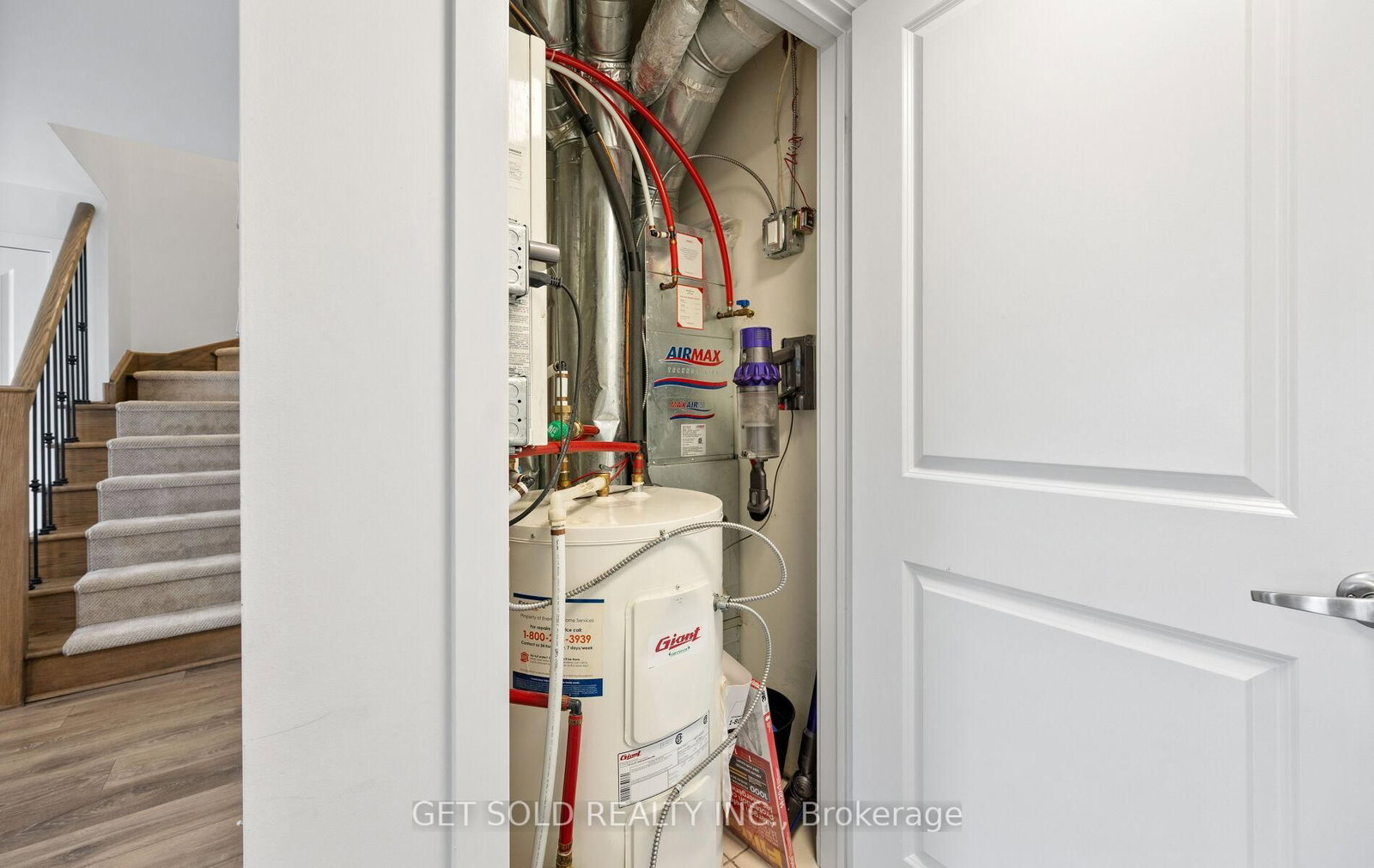 80 Parrotta Drive • #132 • Toronto, ON photo 24