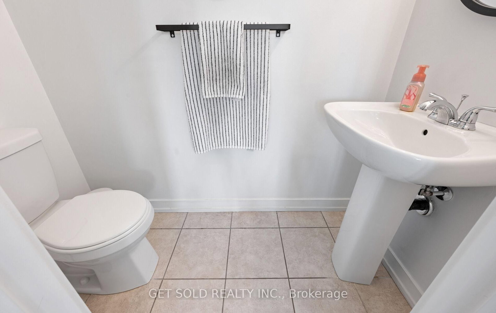80 Parrotta Drive • #132 • Toronto, ON photo 26