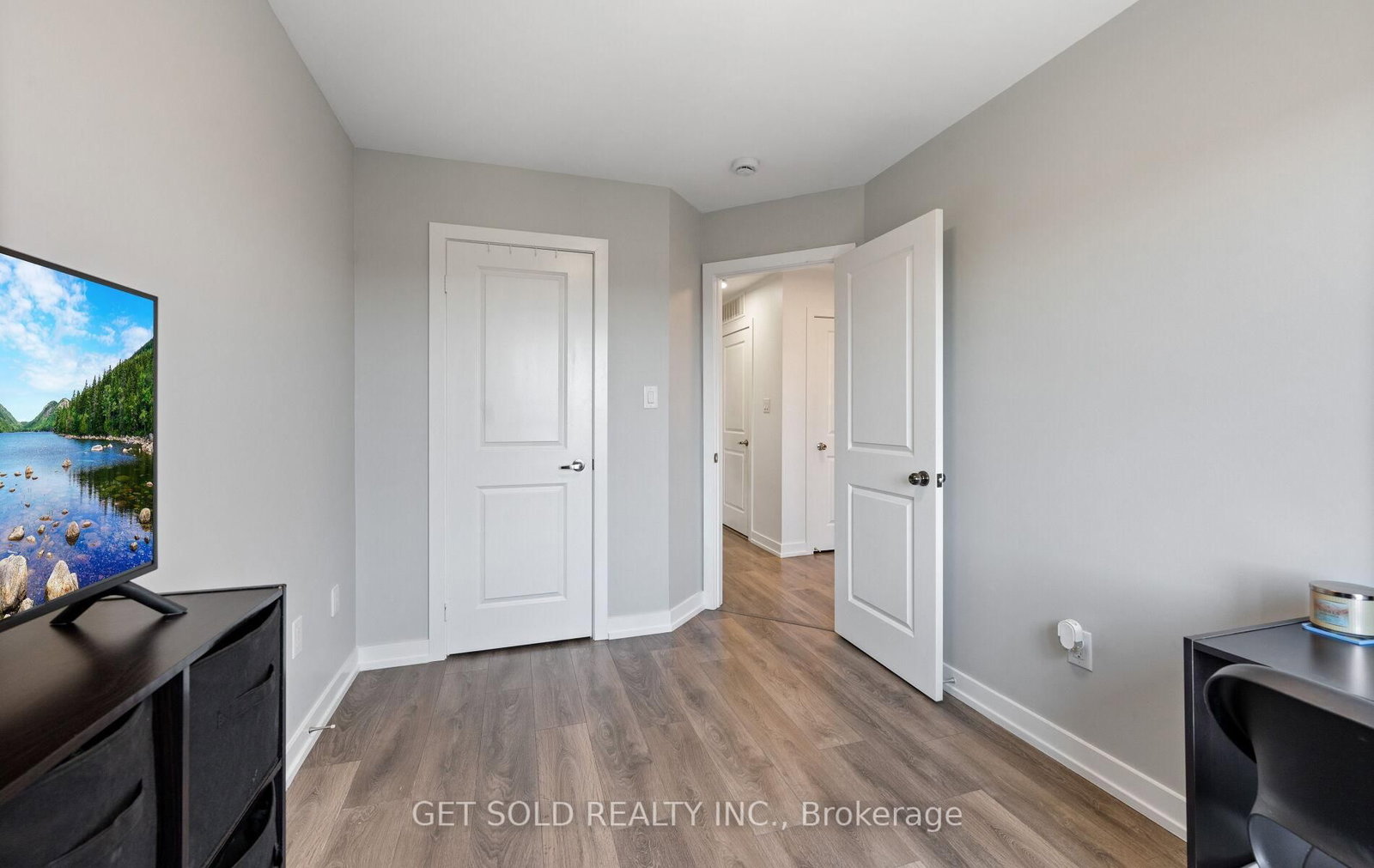 80 Parrotta Drive • #132 • Toronto, ON photo 35
