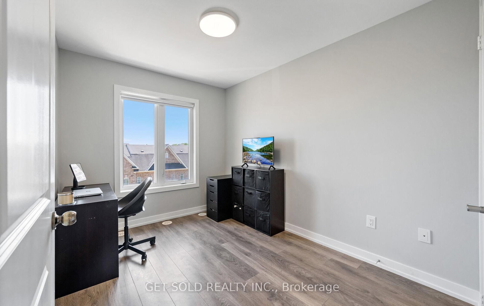 80 Parrotta Drive • #132 • Toronto, ON photo 37