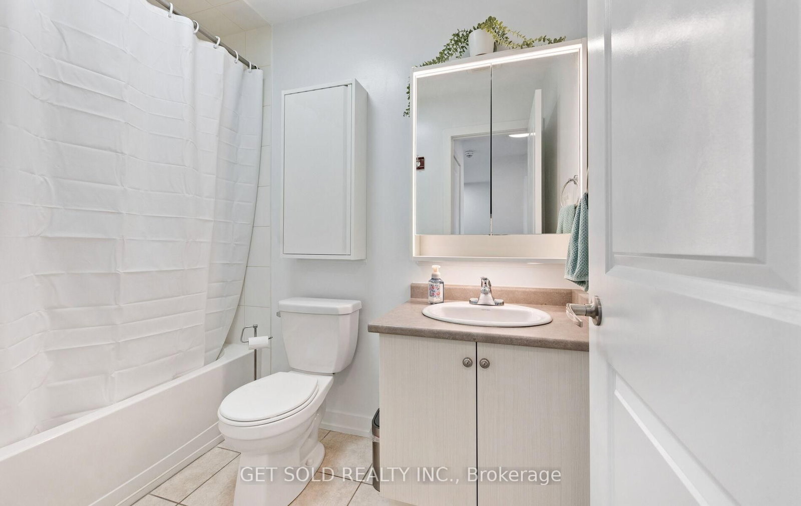 80 Parrotta Drive • #132 • Toronto, ON photo 38