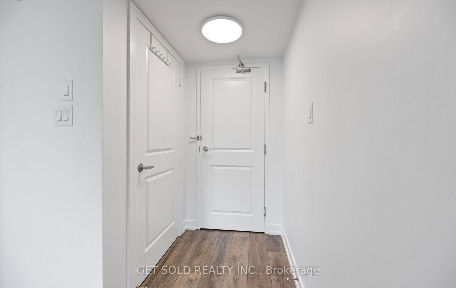 80 Parrotta Drive • #132 • Toronto, ON photo 8