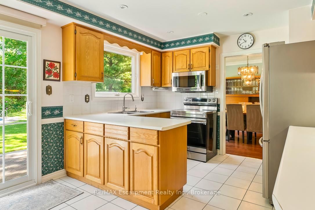 255 Spring Garden Road • Oakville, ON photo 11