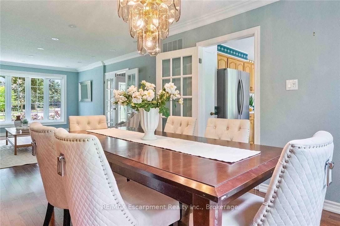 255 Spring Garden Road • Oakville, ON photo 13