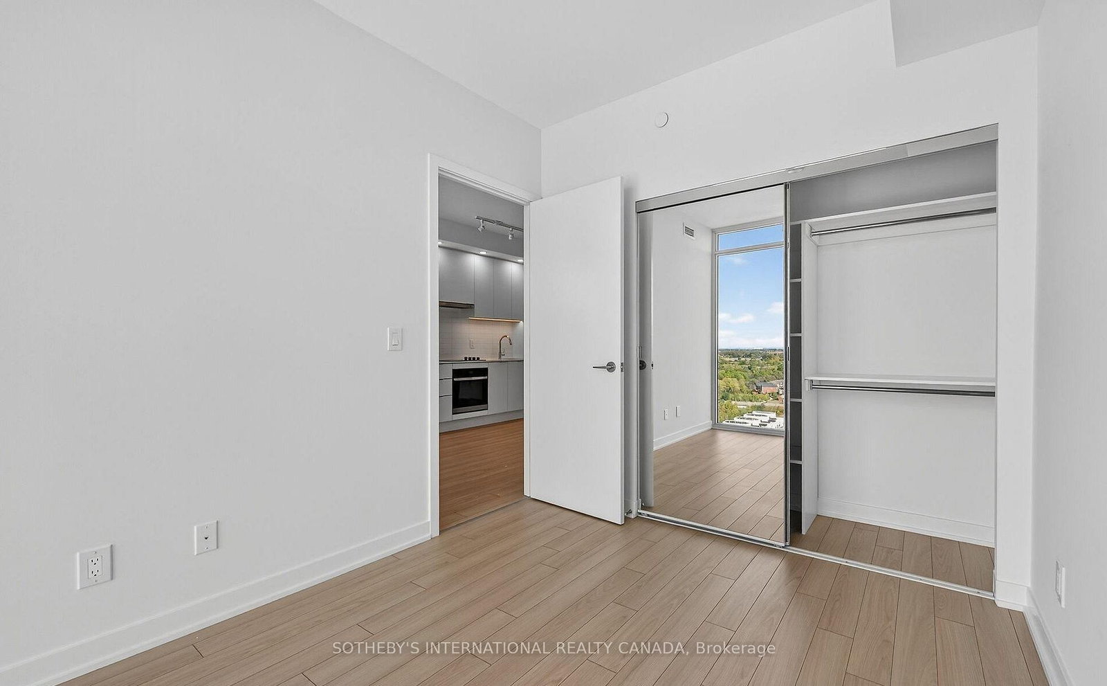 3079 Trafalgar Road • #1005 • Oakville, ON photo 14