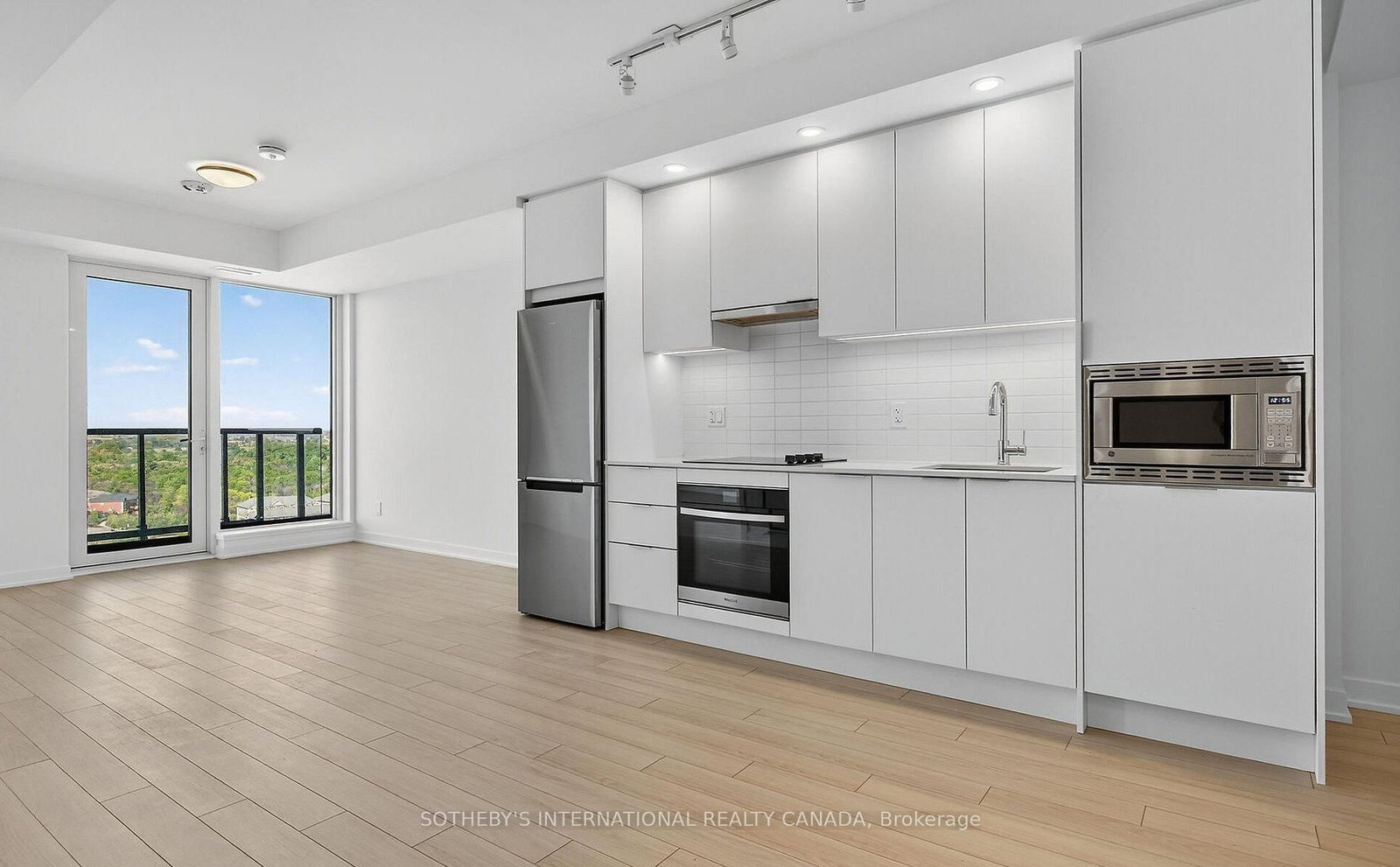 3079 Trafalgar Road • #1005 • Oakville, ON photo 15