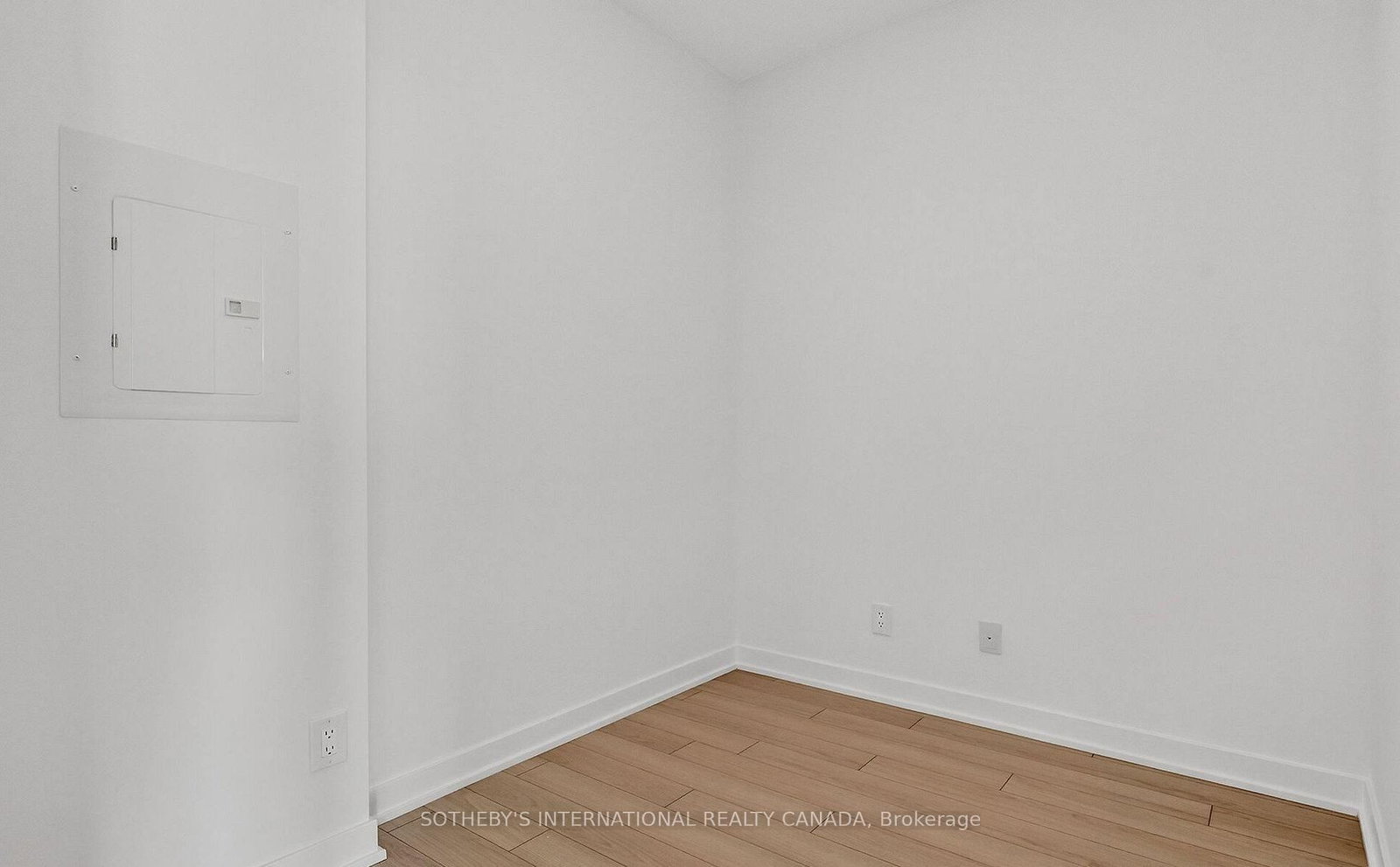 3079 Trafalgar Road • #1005 • Oakville, ON photo 8