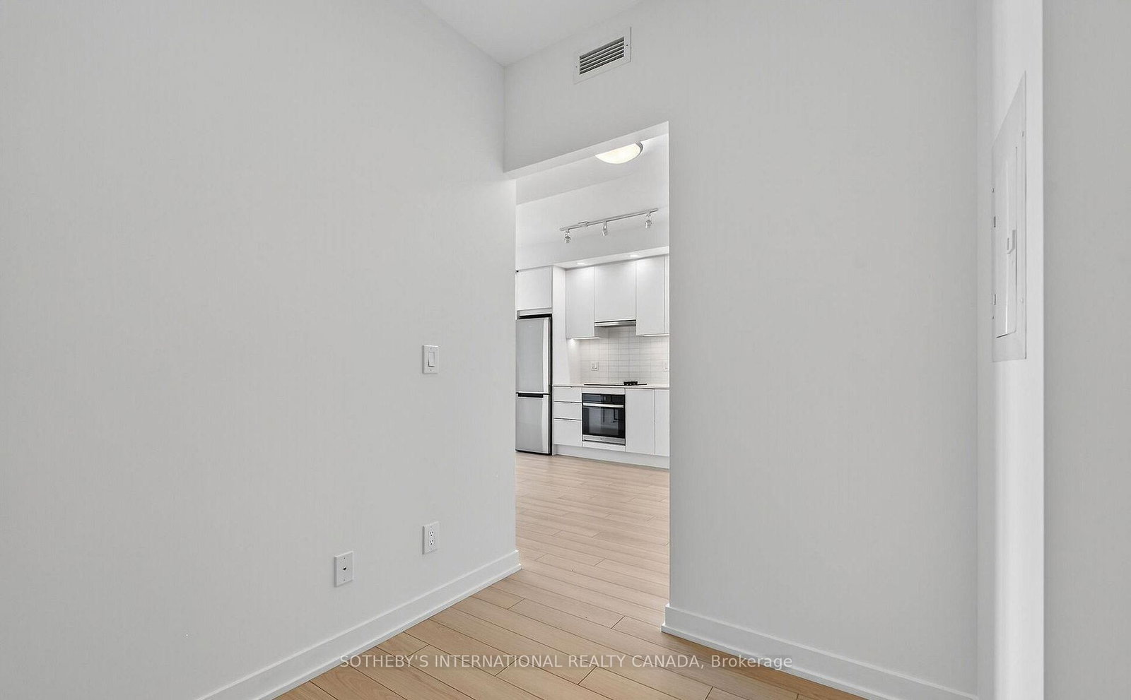 3079 Trafalgar Road • #1005 • Oakville, ON photo 9