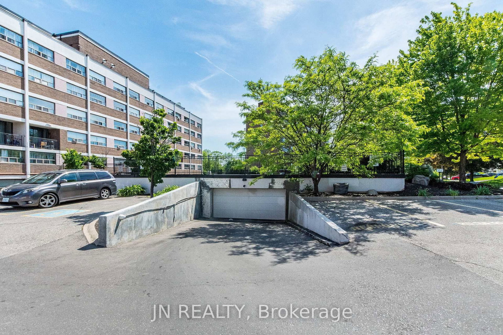 188 Mill Street S • #409 • Brampton, ON photo 37