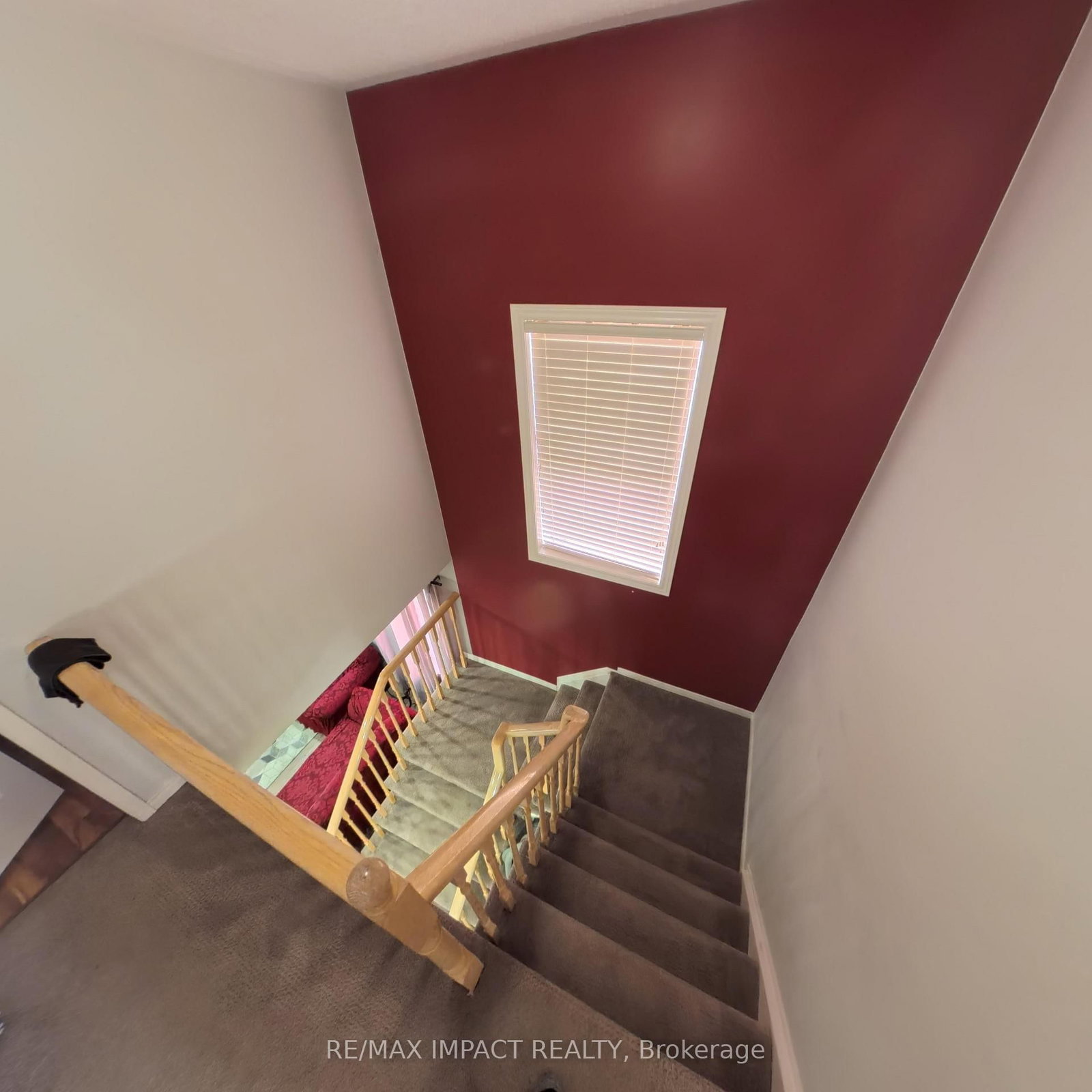 49 Hood Crescent • Brampton, ON photo 10