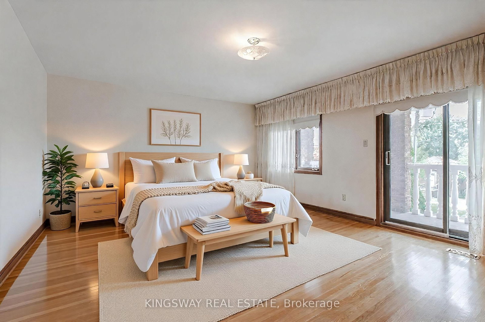 27 Mulholland Avenue • Toronto, ON photo 11