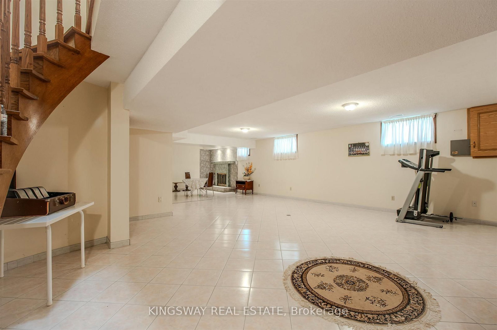 27 Mulholland Avenue • Toronto, ON photo 22
