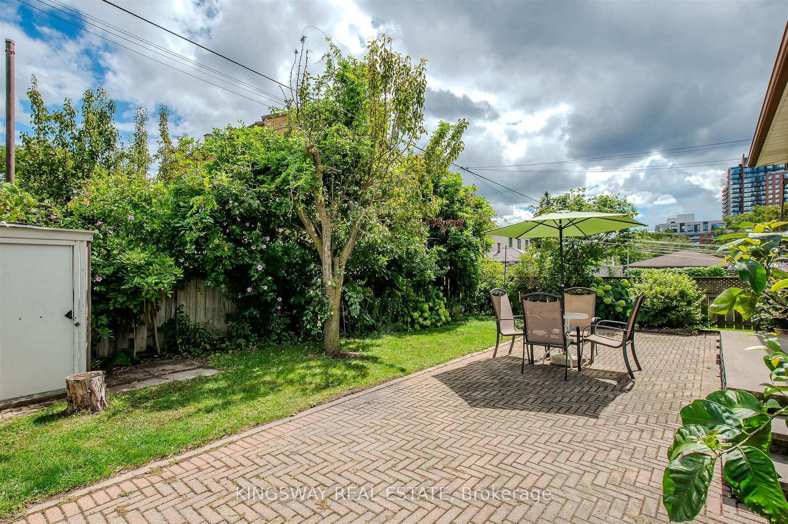 27 Mulholland Avenue • Toronto, ON photo 28