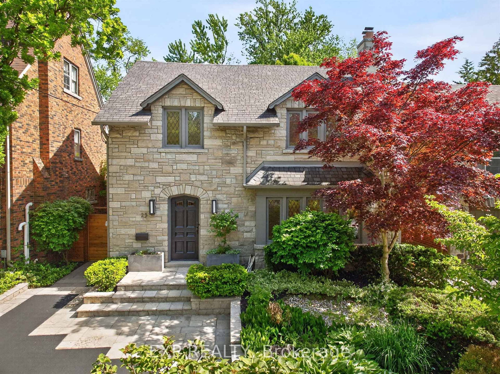 25 Kingsgarden Road - Photo 2