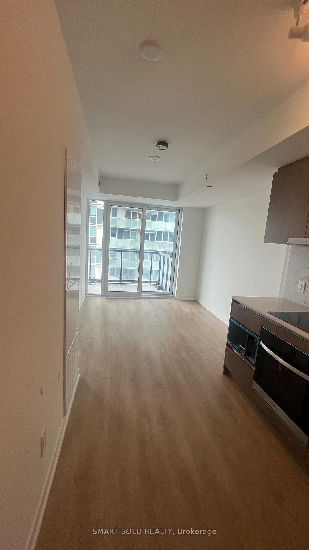 5251 Dundas Street W, Unit 906 - Photo 2