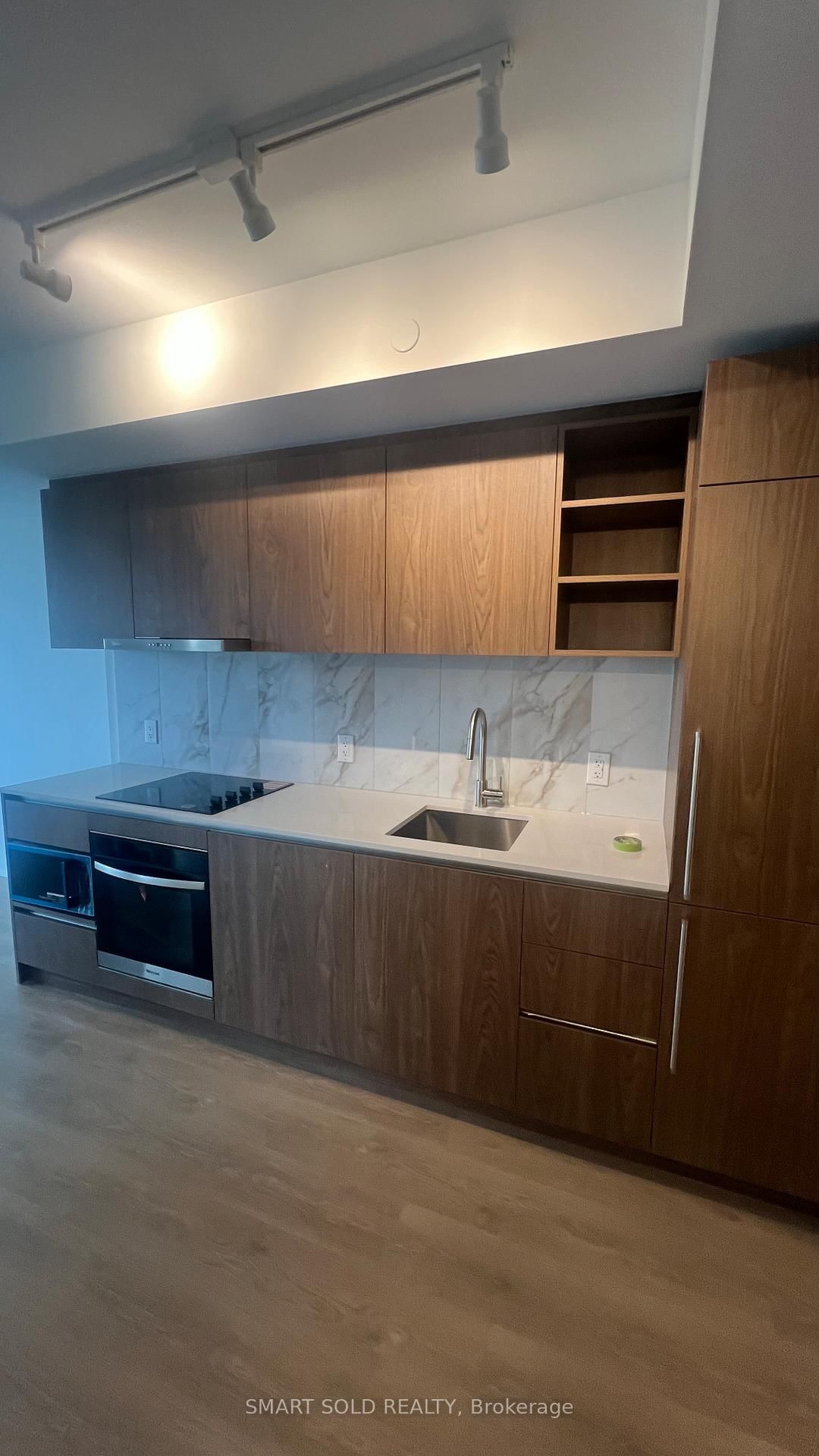 5251 Dundas Street W, Unit 906 - Photo 4