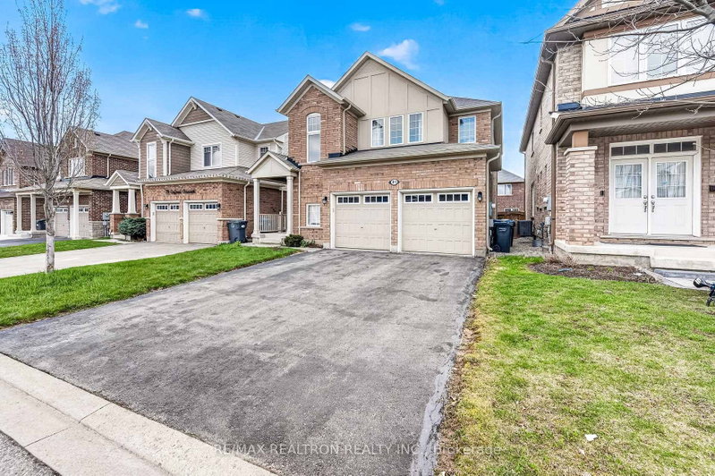 81 Enford Crescent