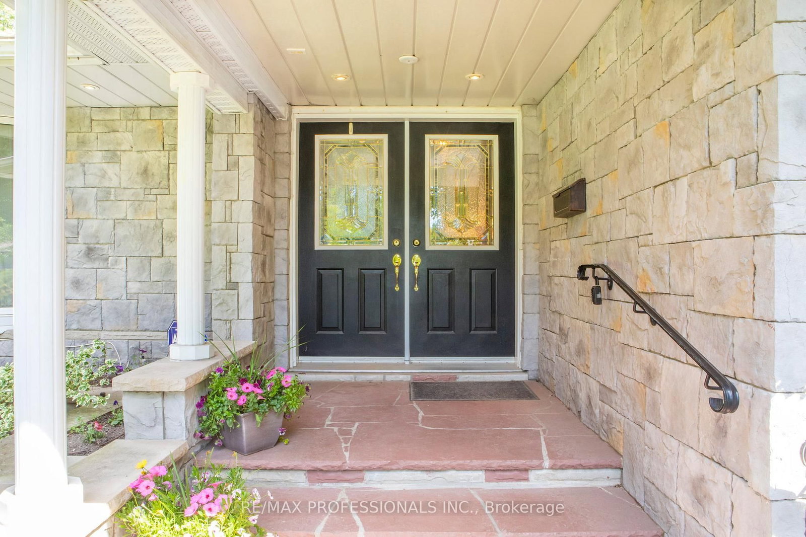 109 Princess Margaret Boulevard, Toronto, ON, photo 3