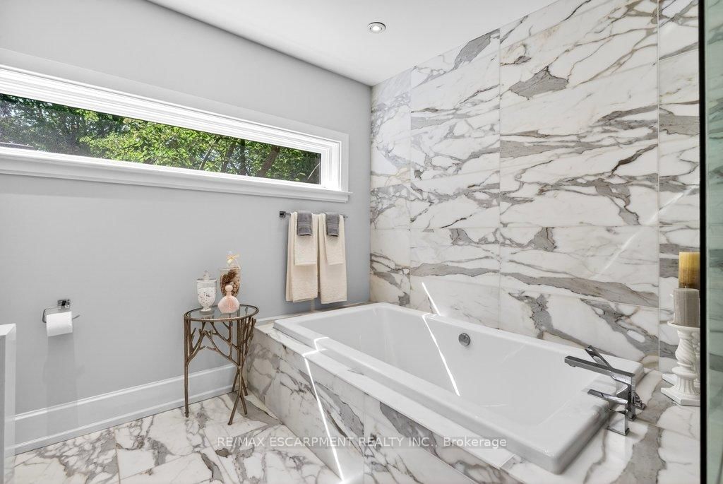277 Shoreacres Road • Burlington, ON photo 28