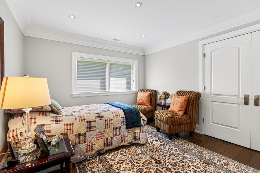 277 Shoreacres Road • Burlington, ON photo 32