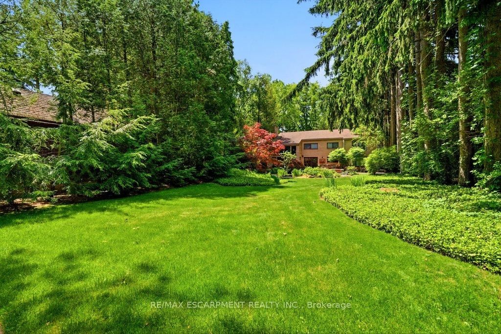 277 Shoreacres Road • Burlington, ON photo 40