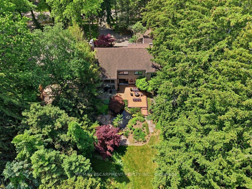 277 Shoreacres Road • Burlington, ON photo 45