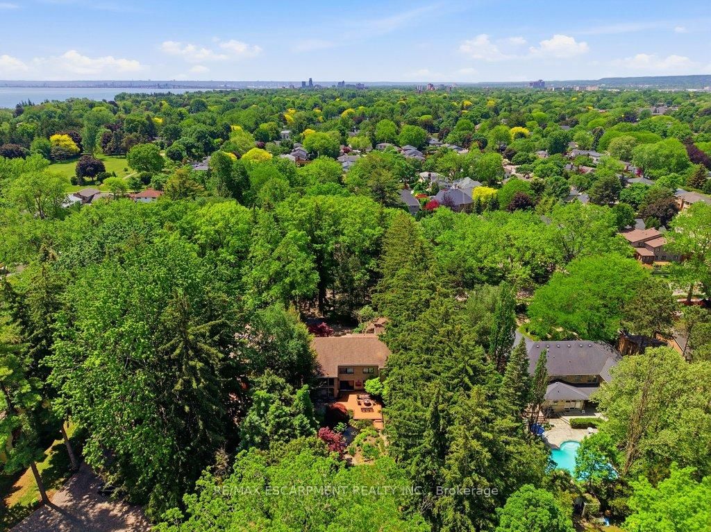 277 Shoreacres Road • Burlington, ON photo 46