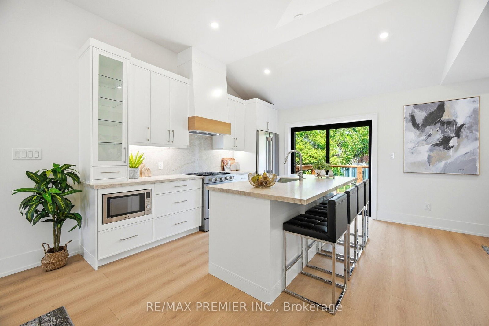 62 Flamborough Drive • Toronto, ON photo 11