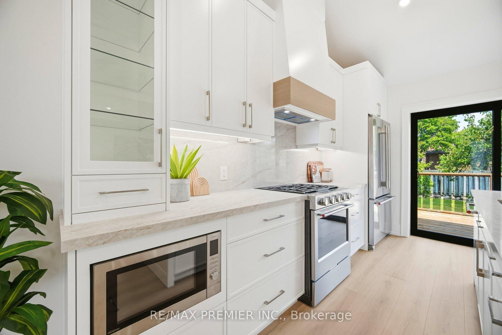 62 Flamborough Drive • Toronto, ON photo 12