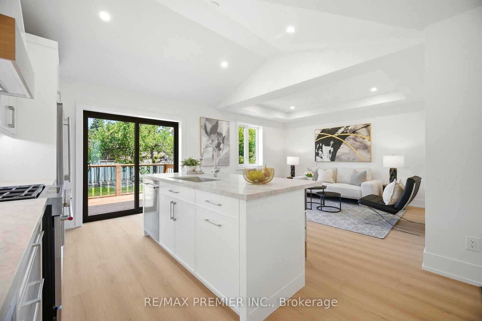 62 Flamborough Drive • Toronto, ON photo 13