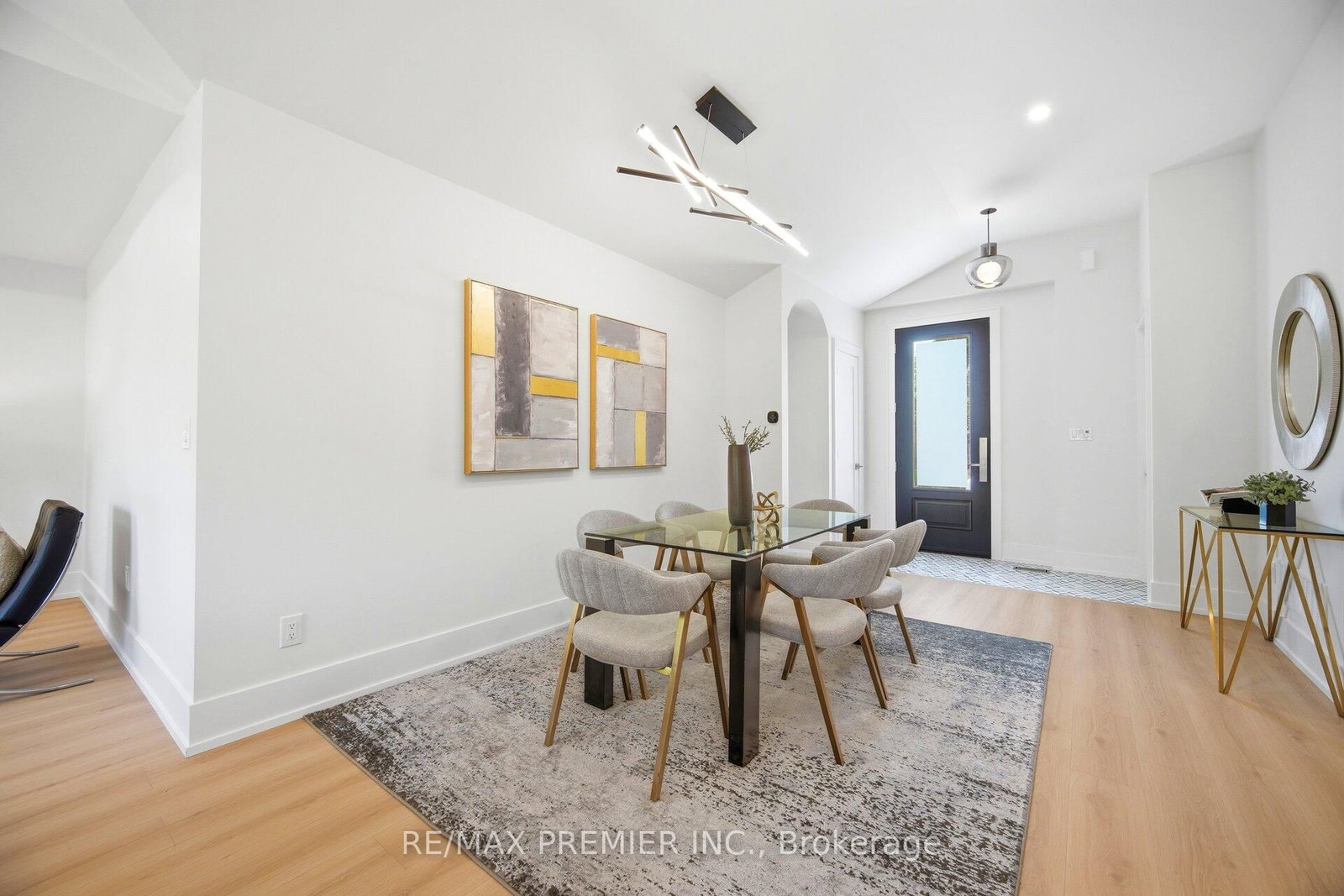 62 Flamborough Drive • Toronto, ON photo 7