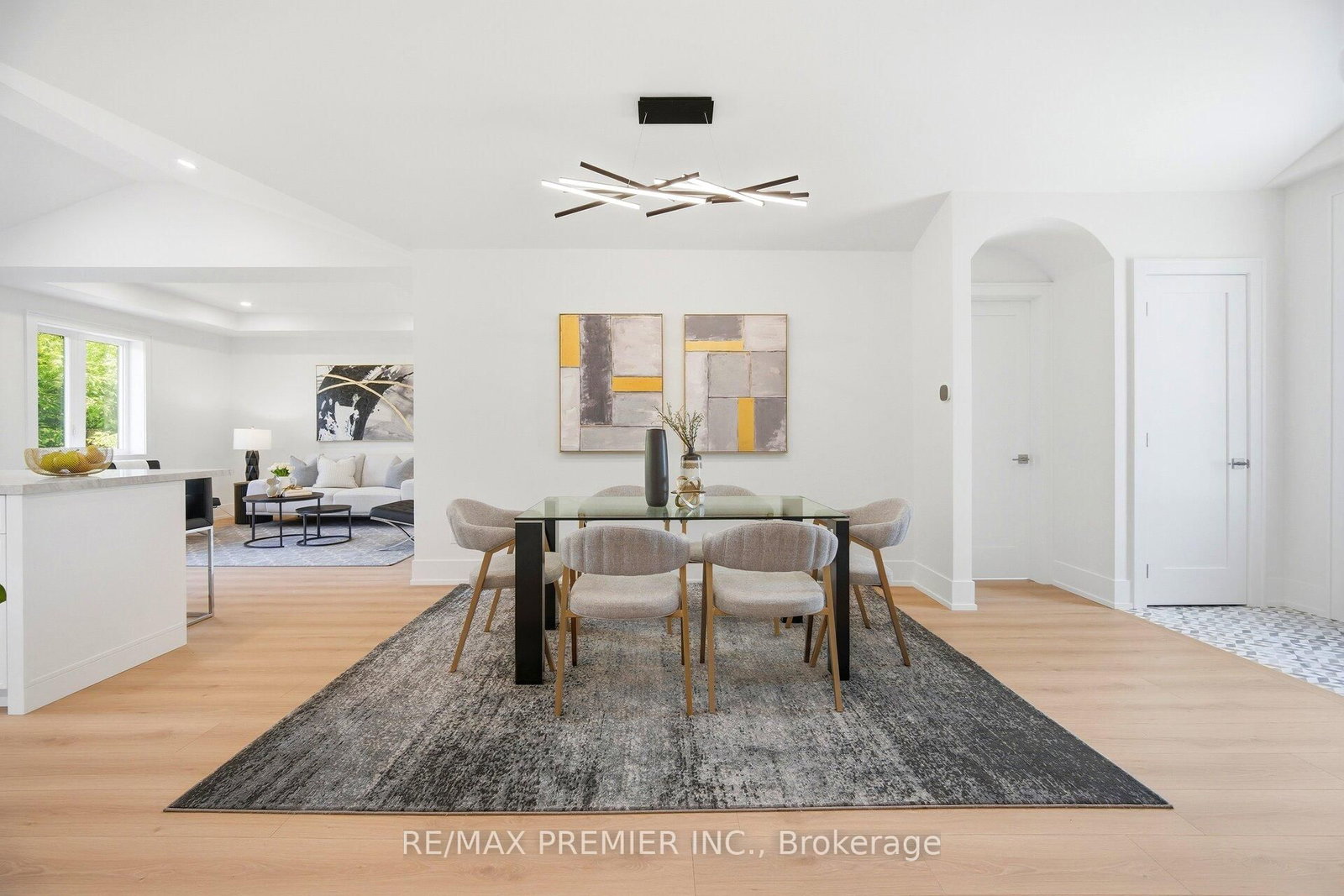 62 Flamborough Drive • Toronto, ON photo 8