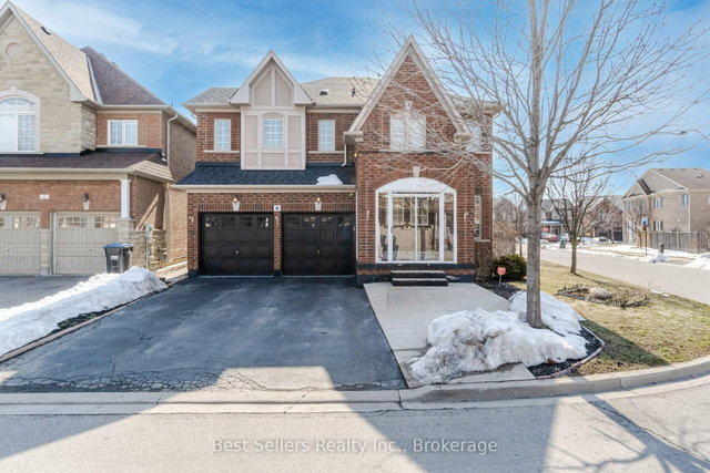 4 Beresford Crescent