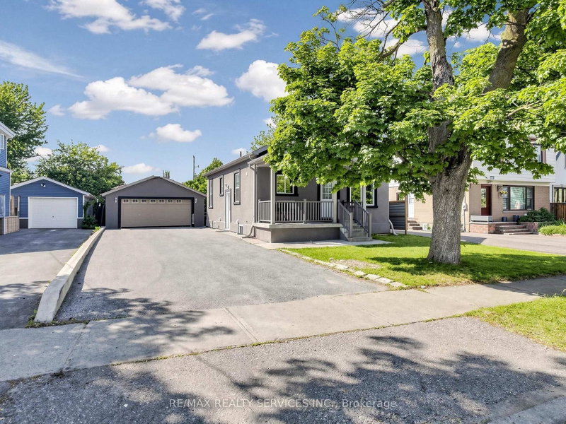 102 Woodward Avenue