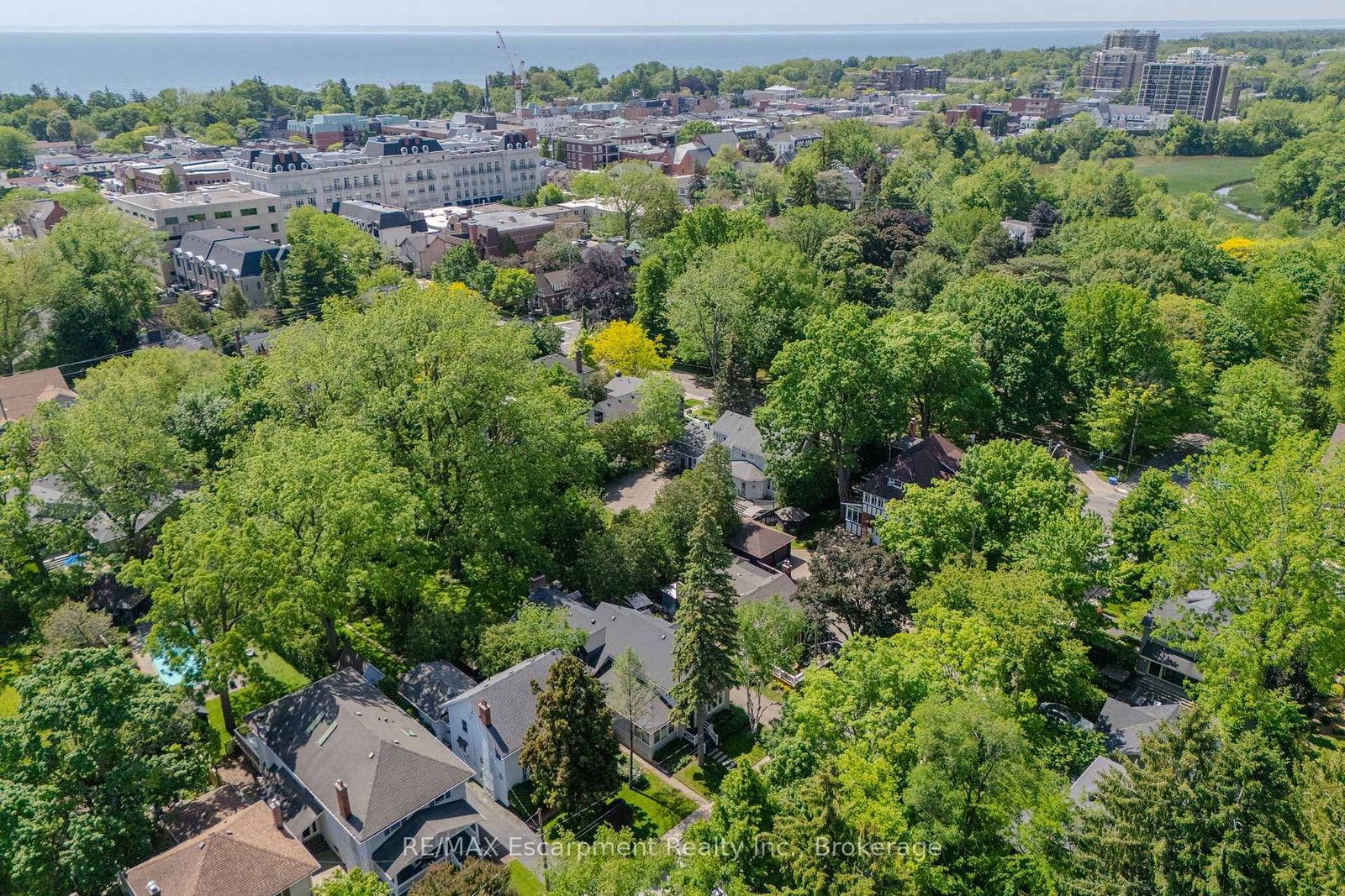 332 Palmer Avenue • Oakville, ON photo 44