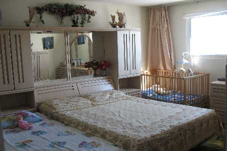 12 - 7450 Darcel Ave, Mississauga, L4T2X7 | Image 2