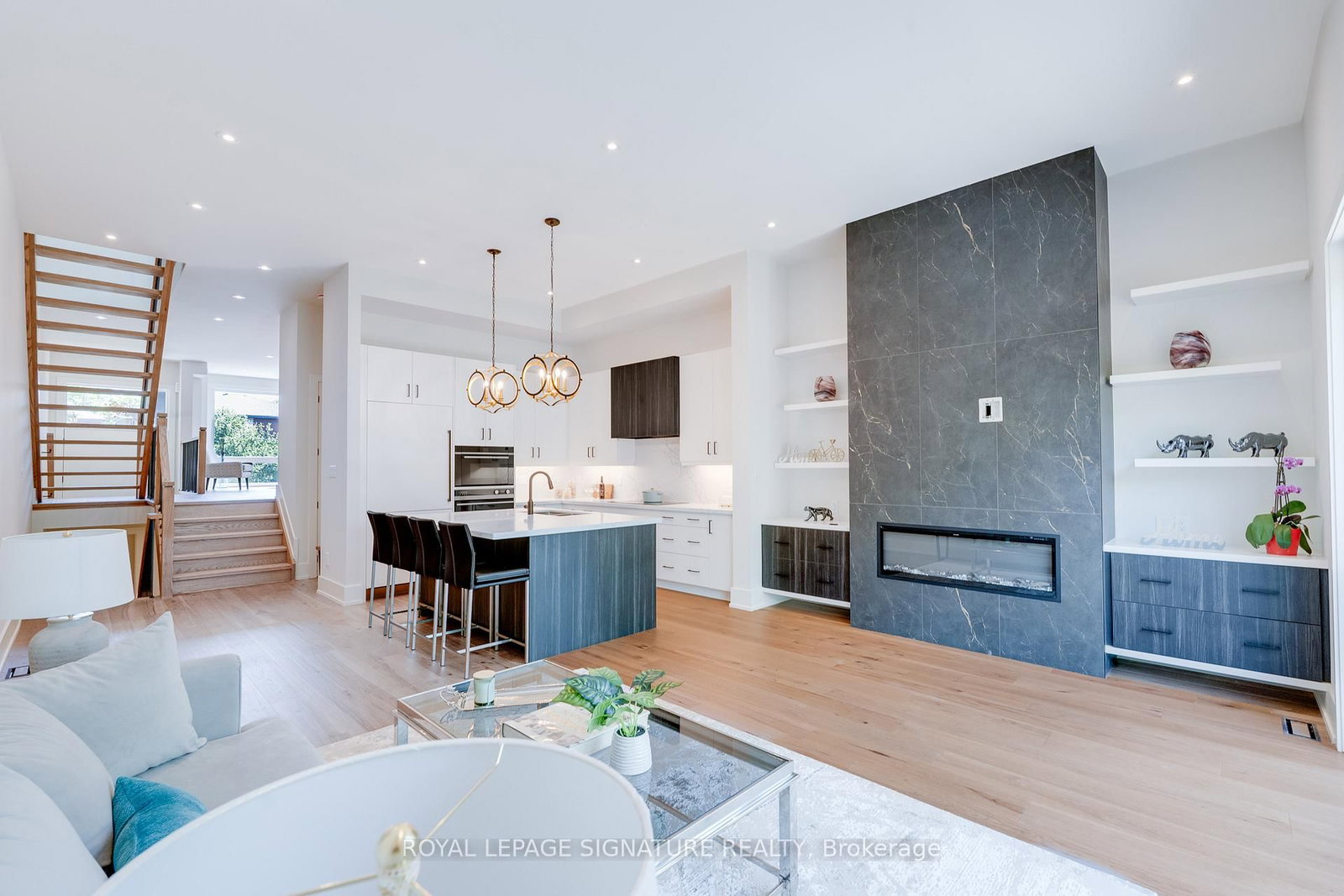 62 Ash Crescent • Toronto, ON photo 15