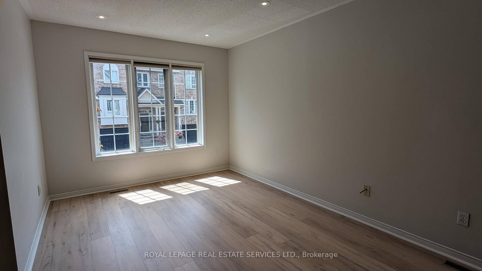 2-19 Skeens Lane, Toronto, ON, photo 5