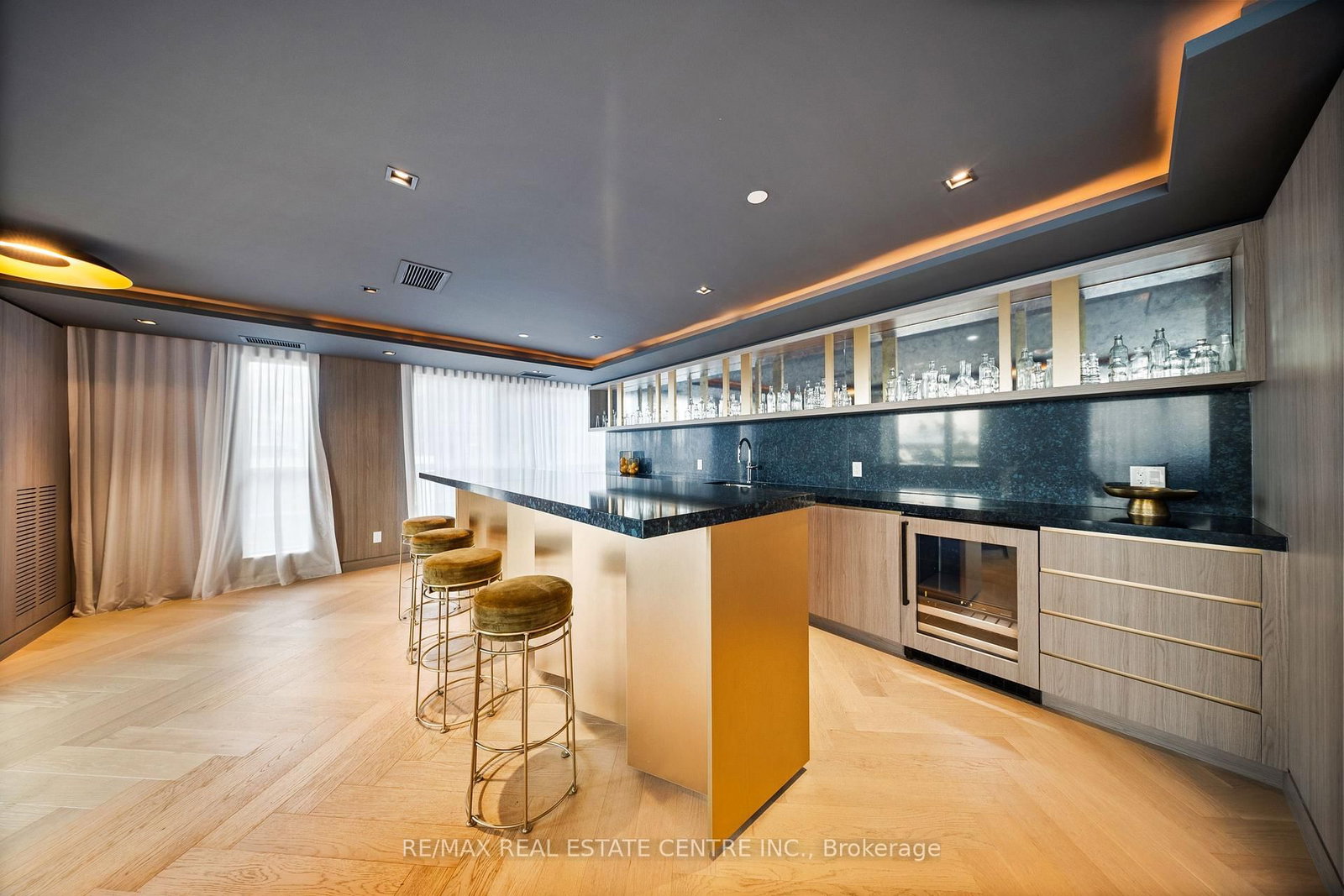 405 Dundas Street W • #316 • Oakville, ON photo 20