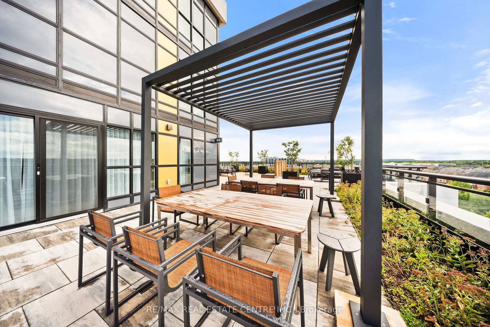 405 Dundas Street W • #316 • Oakville, ON photo 29
