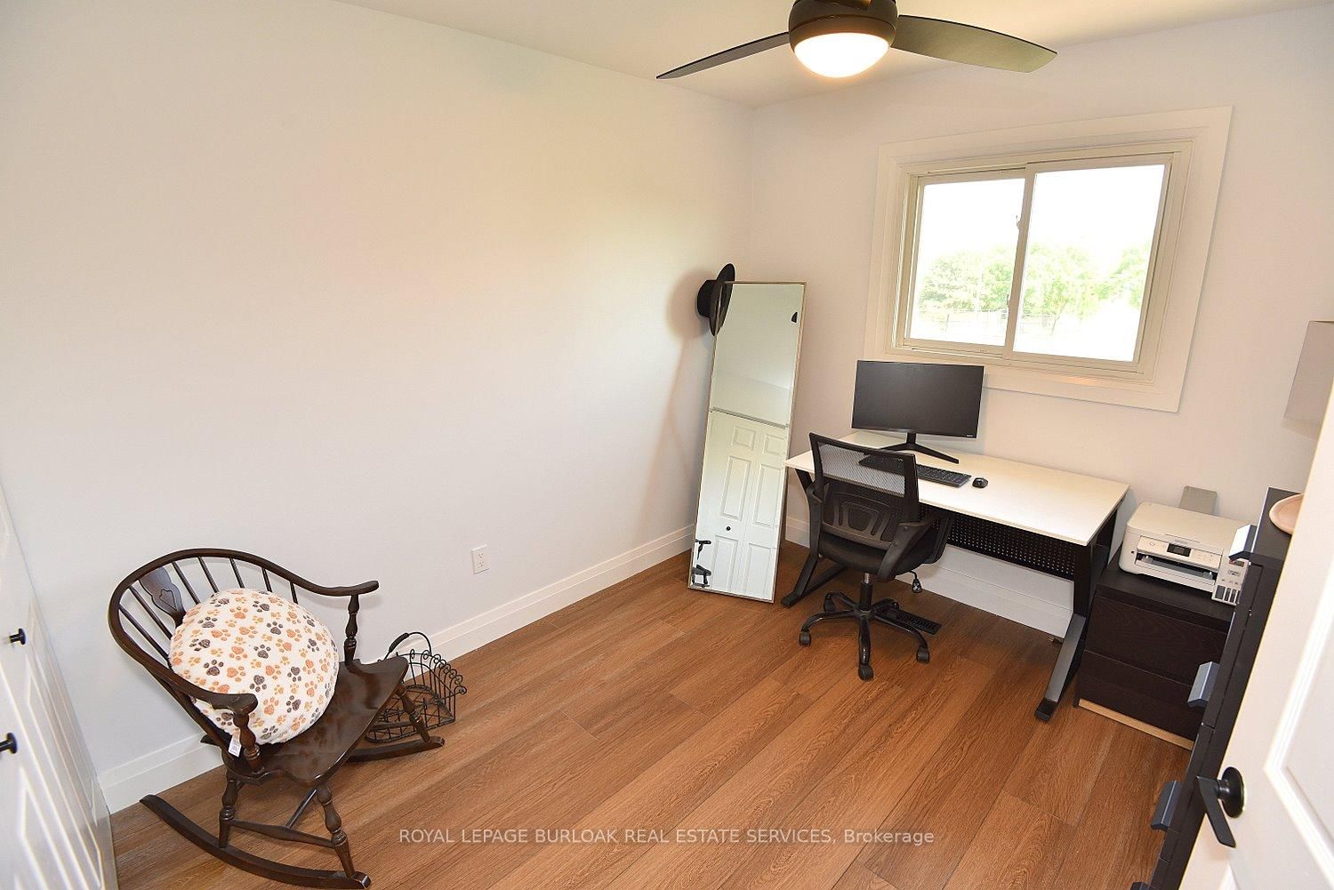 2499 Whittaker Drive • Burlington, ON photo 26
