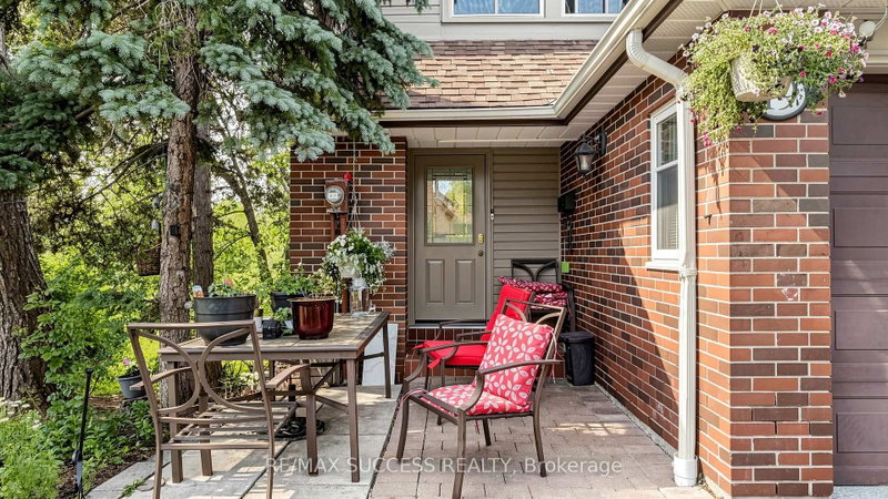 19 - 2617 Windwood Drive