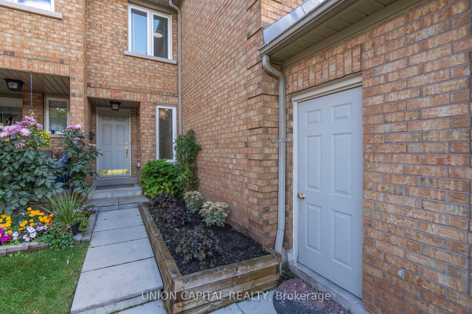 2555 Thomas Street • #106 • Mississauga, ON photo 3